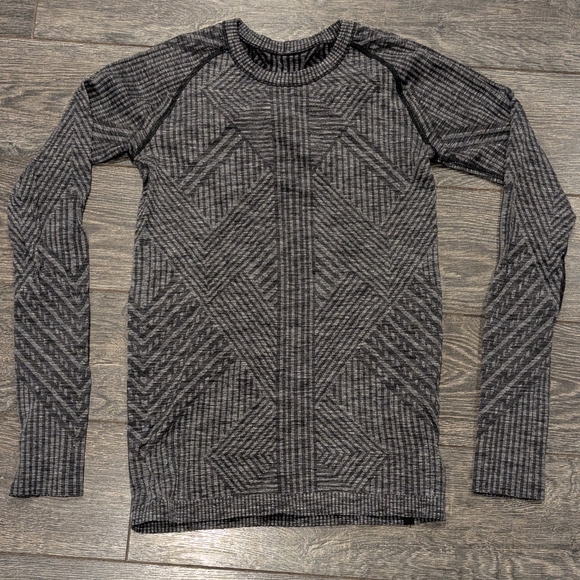 Lululemon Rest Less Pullover - Picture 1 of 8